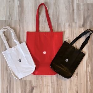❤️ Three brand new lululemon tote bags, one large, two small